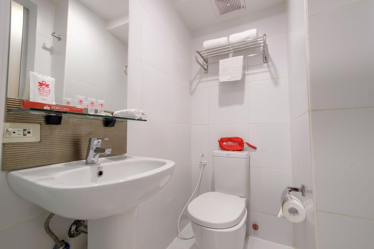 Zen Rooms Bangkal Makati マカティ エクステリア 写真